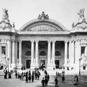 The main entrance to the Grand Palais at the 1900 Universal Exhibition.